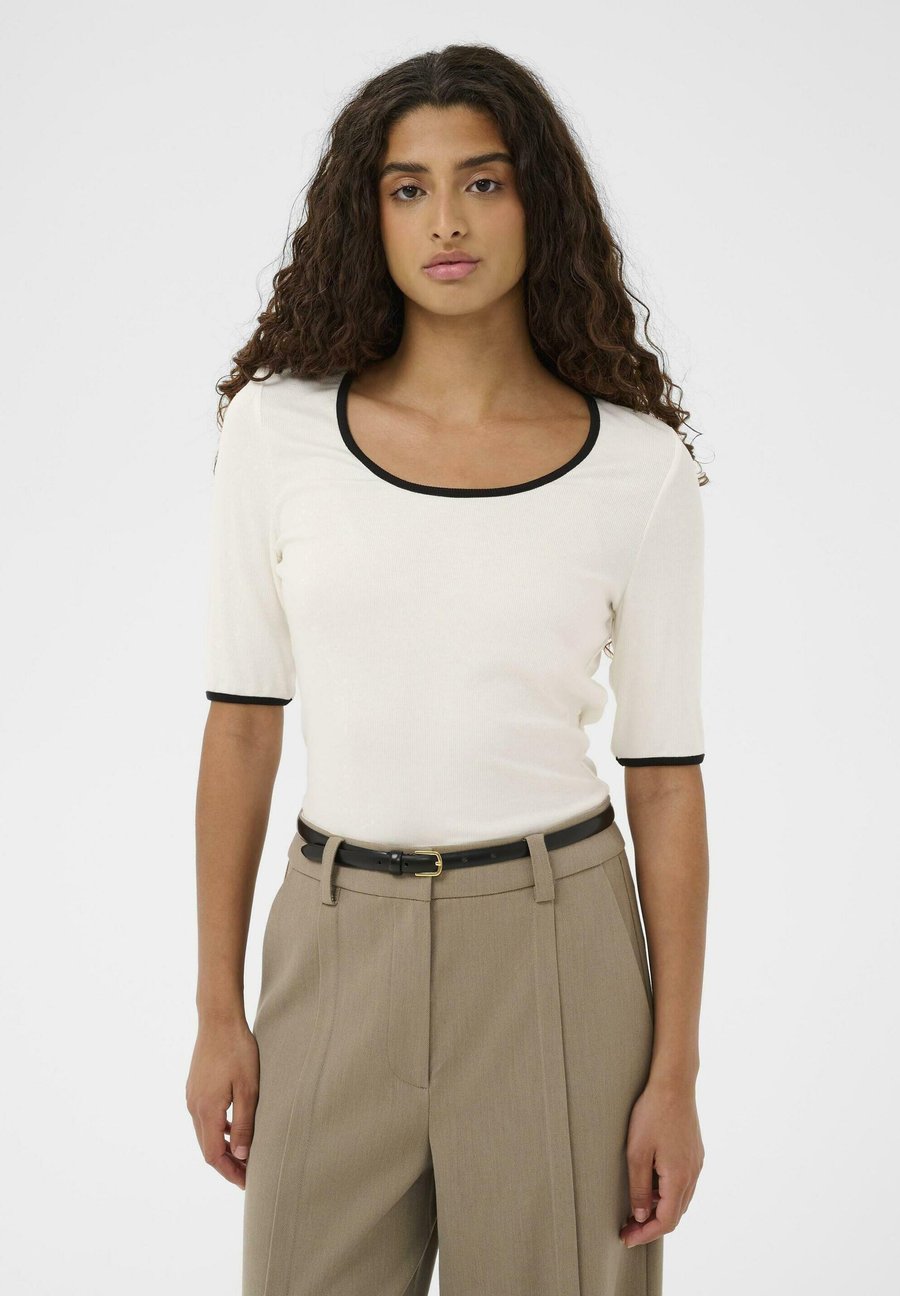 Футболка Soaked in Luxury NAIDA TEE, Broken White/White, Белый, Футболка Soaked in Luxury NAIDA TEE, Broken White/White
Футболка Soaked in Luxury NAIDA TEE, Broken White/White, Белый, Футболка Soaked in Luxury NAIDA TEE, Broken White/White