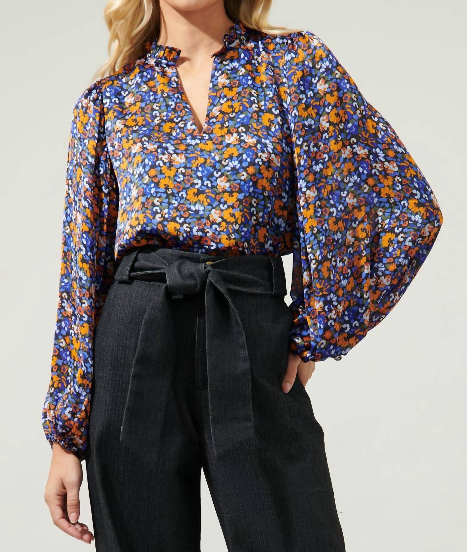 Блузка с рукавами-фонариками и цветочным принтом SUGARLIPS, синий
Блузка с рукавами-фонариками и цветочным принтом SUGARLIPS, синий