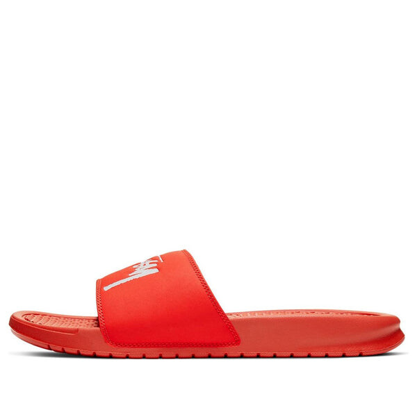 Тапочки x stussy benassi Nike, красный
Тапочки x stussy benassi Nike, красный