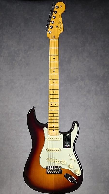 Электрогитара Fender American Professional II Stratocaster, Anniversary 2-Tone Burst
Электрогитара Fender American Professional II Stratocaster, Anniversary 2-Tone Burst