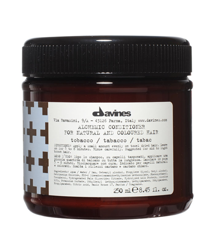 Davines, Alchemic System Tobacco, кондиционер-оттенок для каштановых и светло-каштановых волос, 250 мл
Davines, Alchemic System Tobacco, кондиционер-оттенок для каштановых и светло-каштановых волос, 250 мл