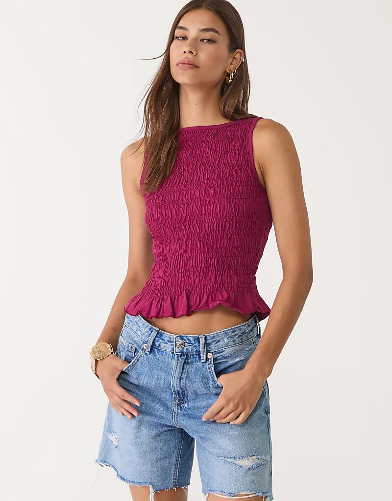 Текстурированный топ Stradivarius бордового цвета
Текстурированный топ Stradivarius бордового цвета