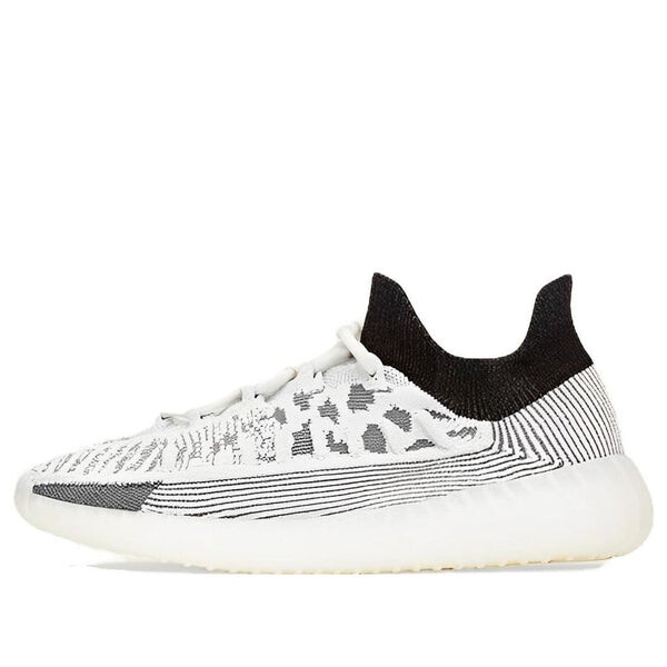 Кроссовки boost 350 v2 cmpct Adidas Yeezy, белый
Кроссовки boost 350 v2 cmpct Adidas Yeezy, белый