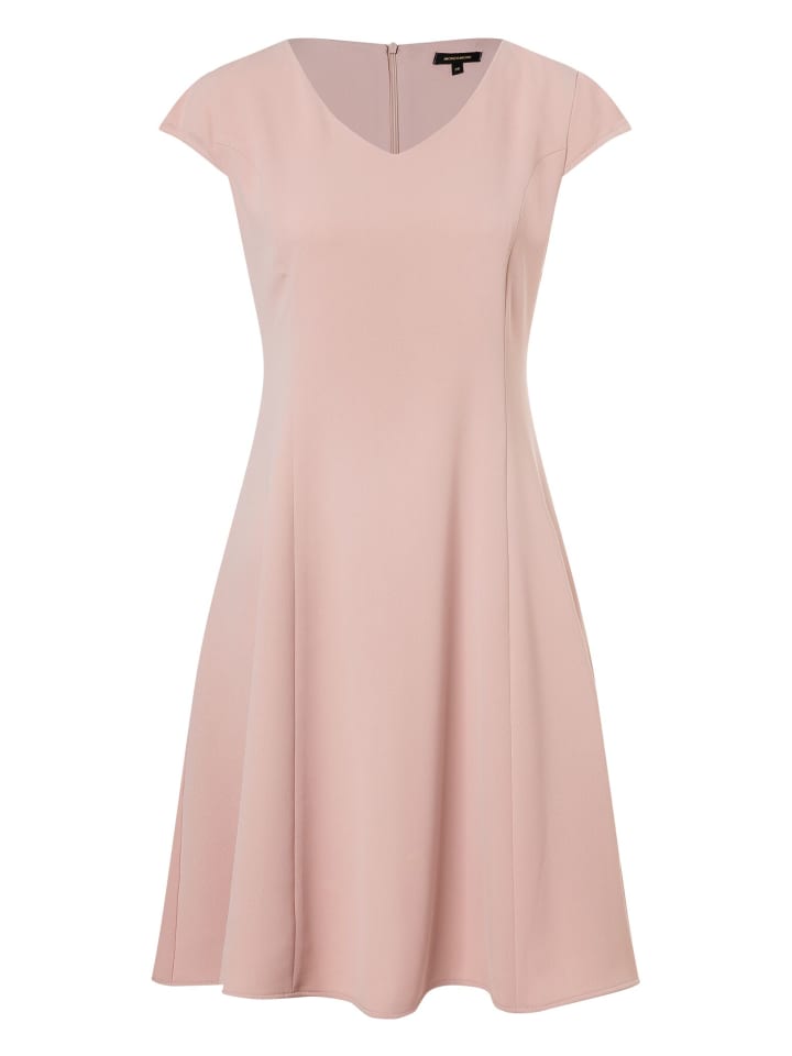 Платье до колена More & More
Платье до колена More & More