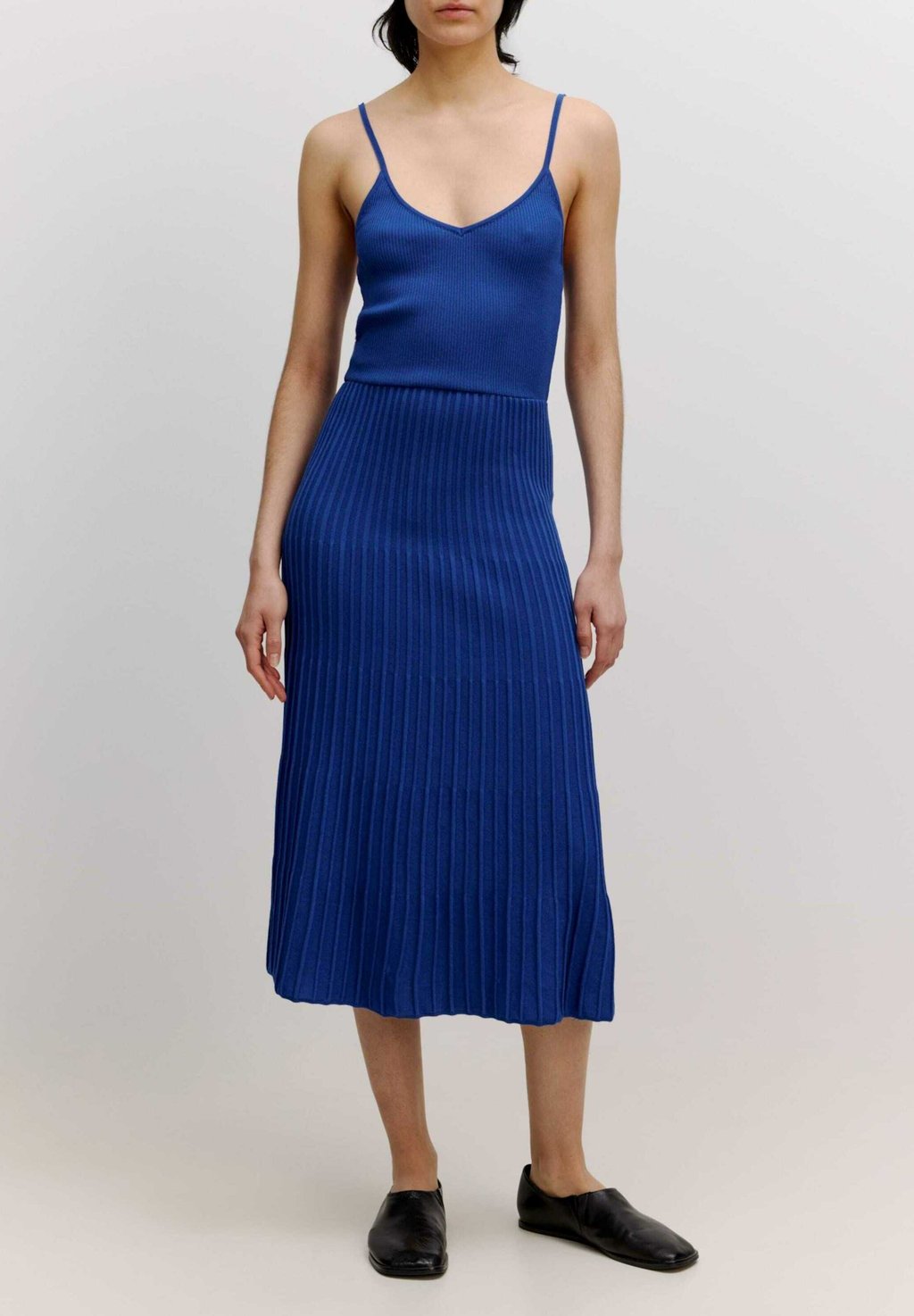 Платье-джемпер IGANTIA EDITED, синий
Платье-джемпер IGANTIA EDITED, синий