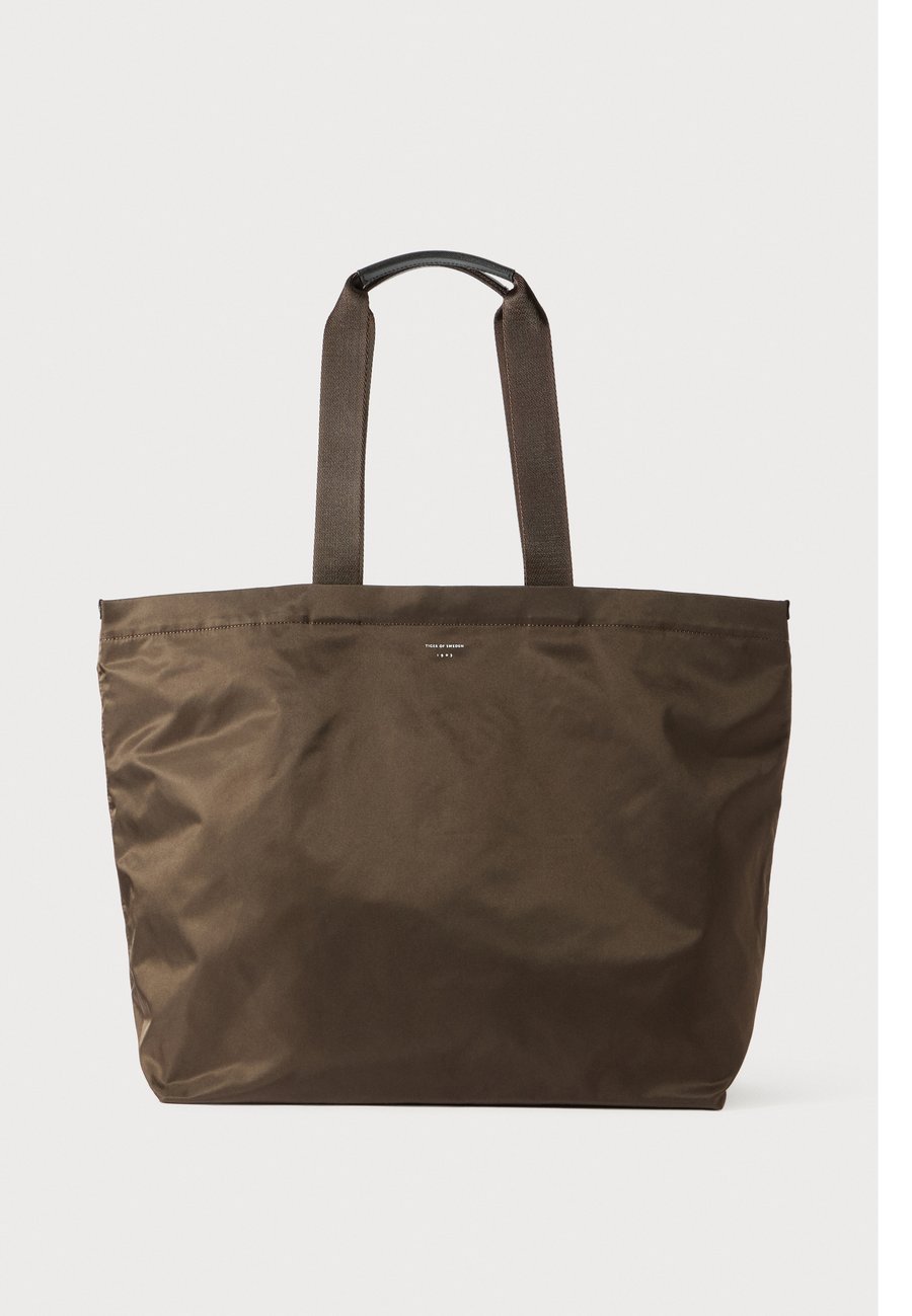 Сумка-шоппер Tiger of Sweden PERA UNISEX, Dark Brown
Сумка-шоппер Tiger of Sweden PERA UNISEX, Dark Brown