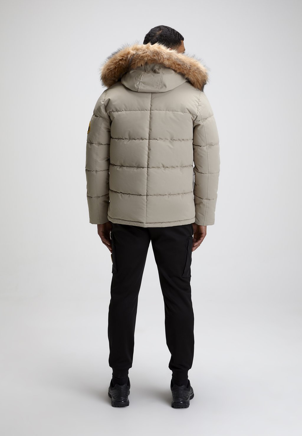 Зимняя куртка ZAVETTI CANADA OSHAWA 2.0 PUFFER PARKA JACKET Alessandro Zavetti, серый
Зимняя куртка ZAVETTI CANADA OSHAWA 2.0 PUFFER PARKA JACKET Alessandro Zavetti, серый
