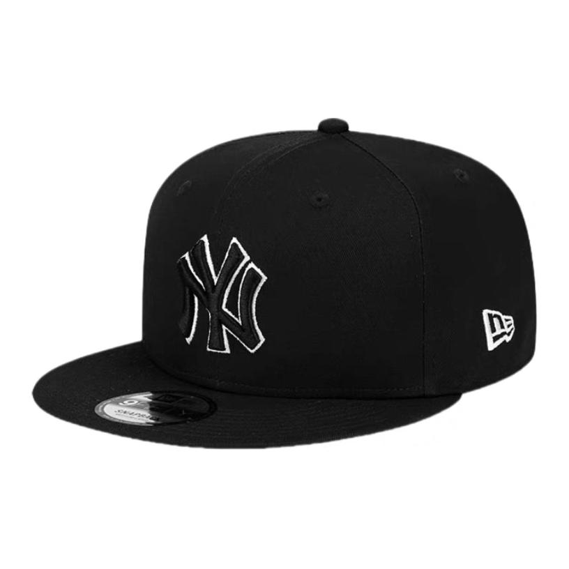 New Era Бейсболка унисекс черная, Black
New Era Бейсболка унисекс черная, Black