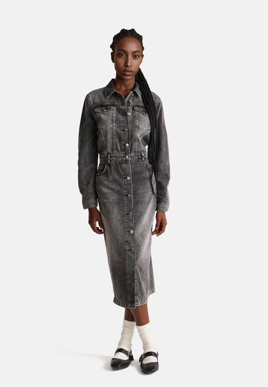 Платье United Colors of Benetton Denim dress, Black
Платье United Colors of Benetton Denim dress, Black