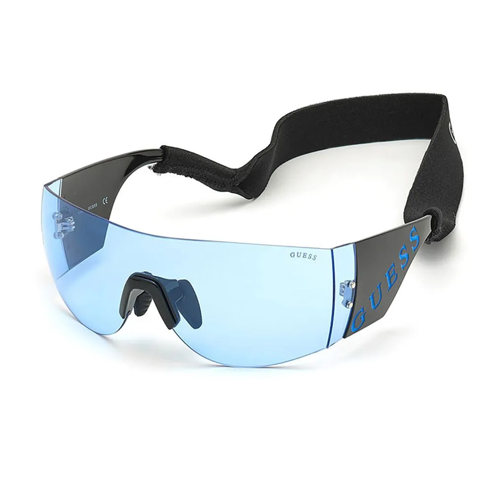 Солнцезащитные очки Guess GU7662 woman, черный
Солнцезащитные очки Guess GU7662 woman, черный