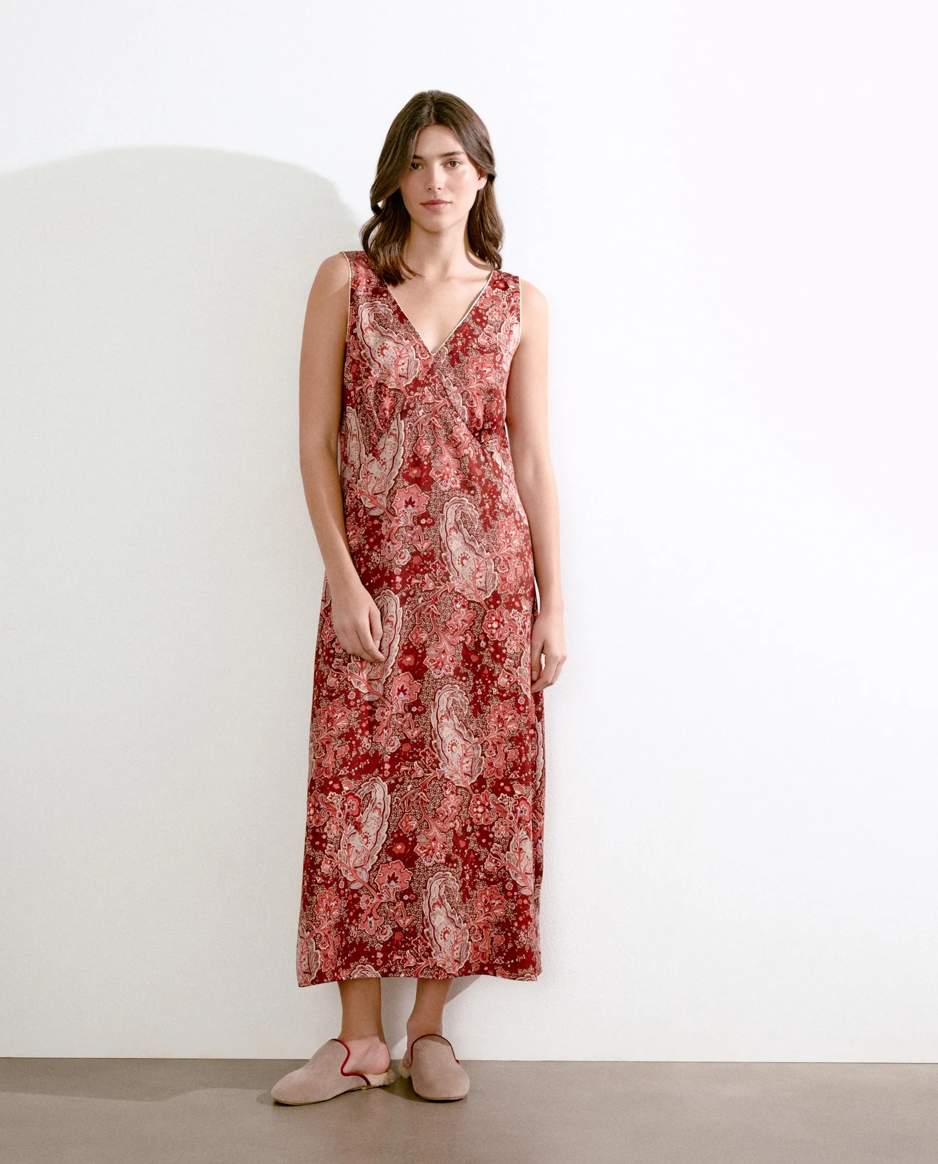 Безрукавное платье с принтом Énfasis, красный
Безрукавное платье с принтом Énfasis, красный