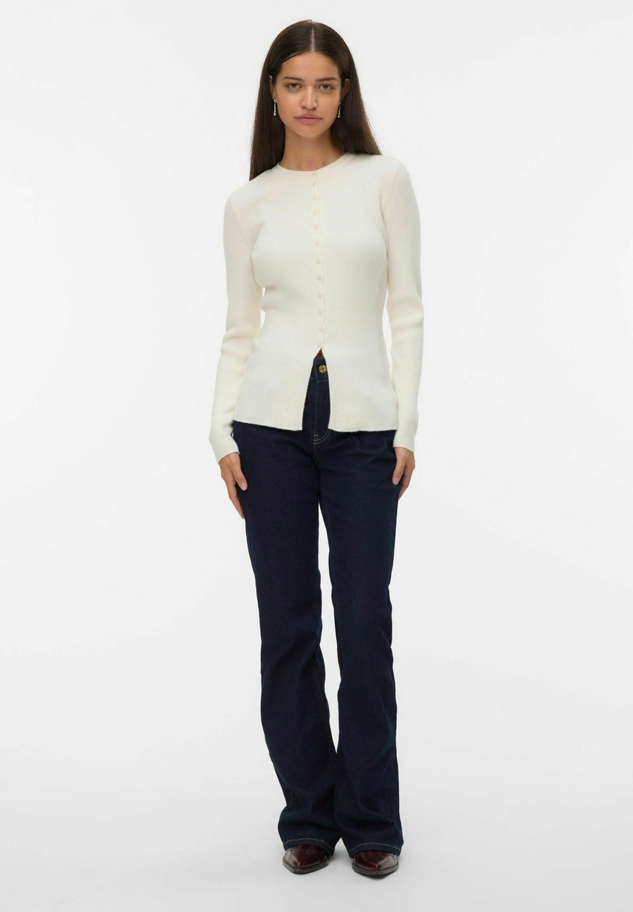 Кардиган Vero Moda AWUKINO, Snow White/White
Кардиган Vero Moda AWUKINO, Snow White/White