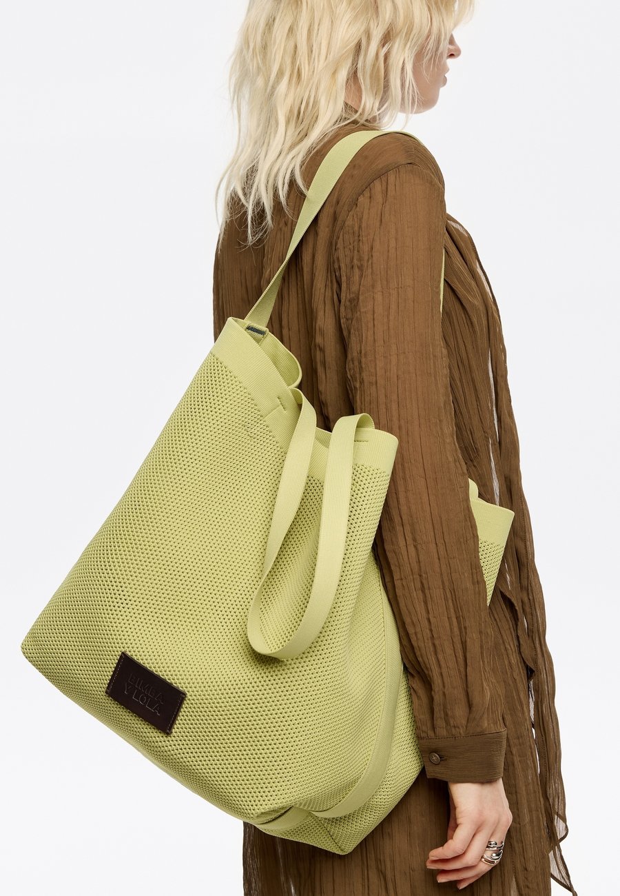 Сумка-шоппер Bimba Y Lola SHOPPER , Kiwi/Green
Сумка-шоппер Bimba Y Lola SHOPPER , Kiwi/Green