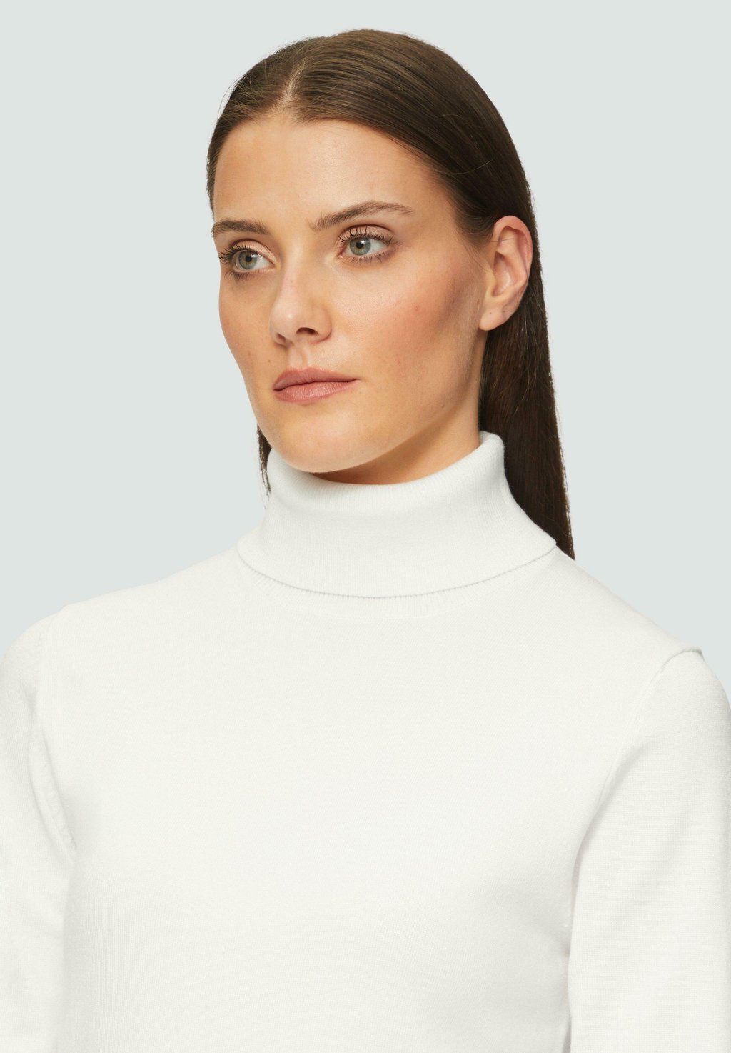 Джемпер FEINER ROLLKRAGEN s.Oliver BLACK LABEL, молочный
Джемпер FEINER ROLLKRAGEN s.Oliver BLACK LABEL, молочный