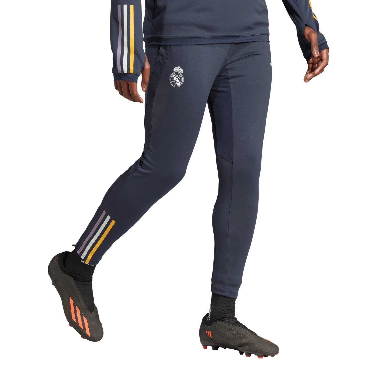 Мужские темно-синие тренировочные брюки Real Madrid AEROREADY adidas, Синий, Мужские темно-синие тренировочные брюки Real Madrid AEROREADY adidas
Мужские темно-синие тренировочные брюки Real Madrid AEROREADY adidas, Синий, Мужские темно-синие тренировочные брюки Real Madrid AEROREADY adidas