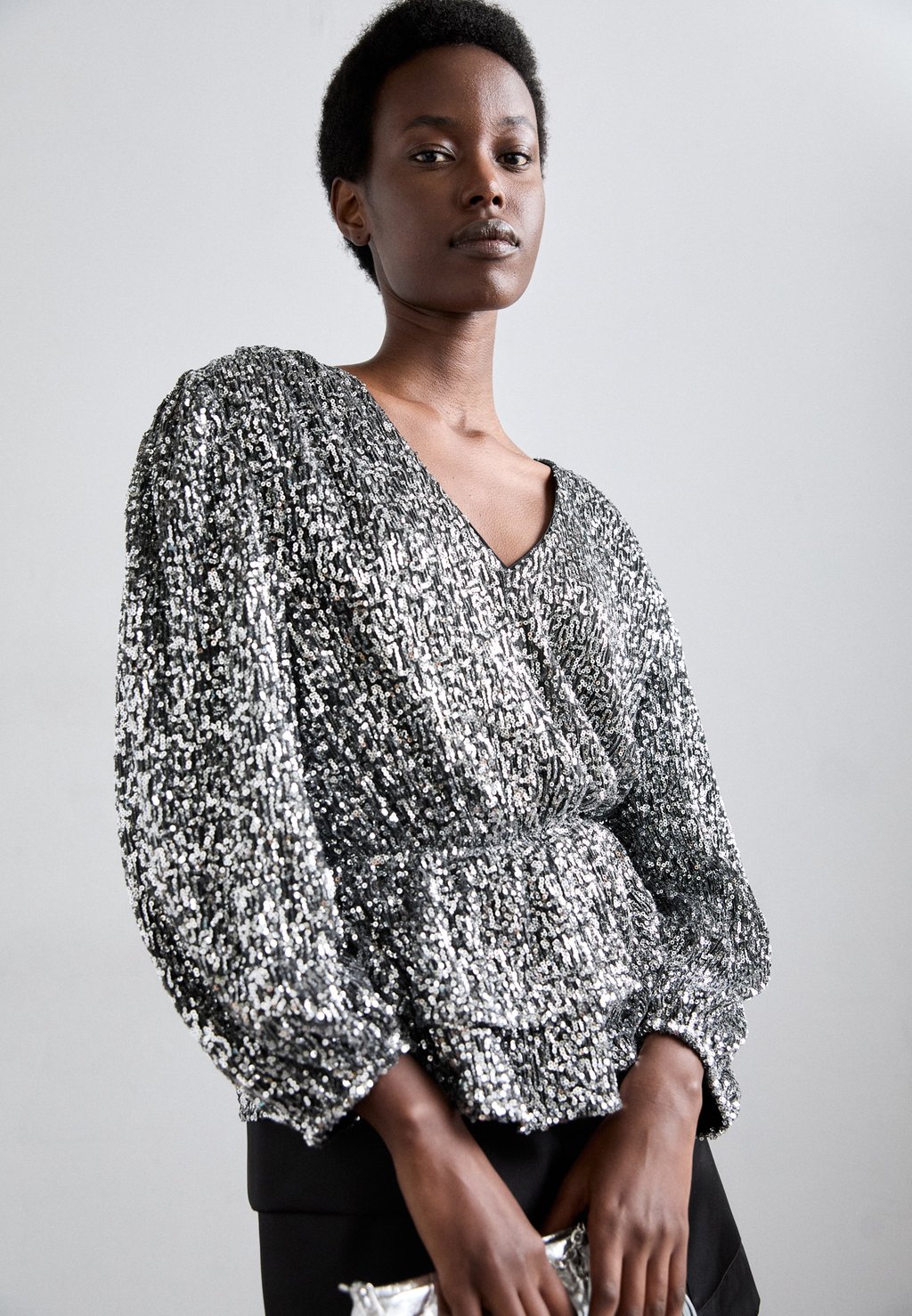 Топ с длинными рукавами LANALY Maje, серебристый
Топ с длинными рукавами LANALY Maje, серебристый