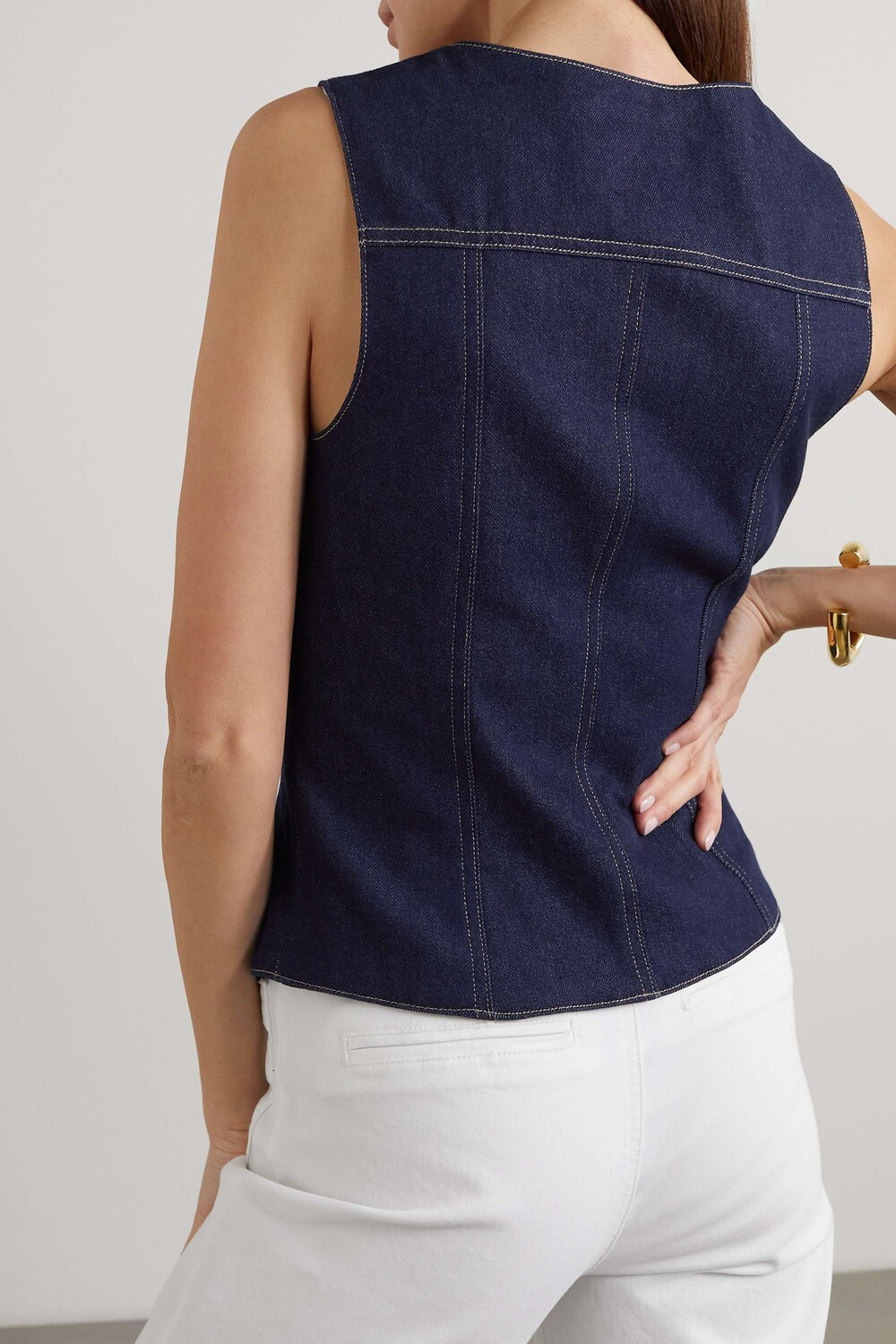 GOLDSIGN Джинсовой жилет, деним
GOLDSIGN Джинсовой жилет, деним