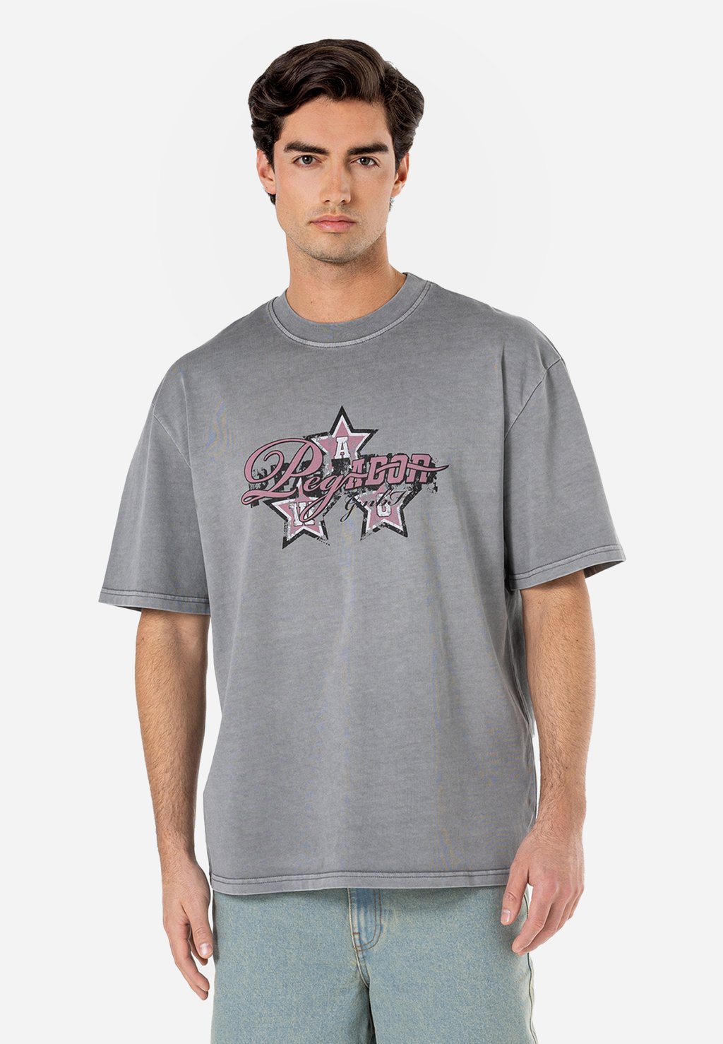 Футболка с принтом TEE Pegador, светло-серый
Футболка с принтом TEE Pegador, светло-серый