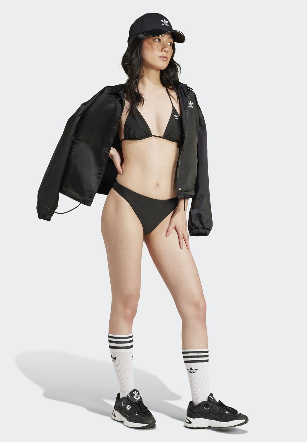 Верх бикини ADIC adidas, черный
Верх бикини ADIC adidas, черный