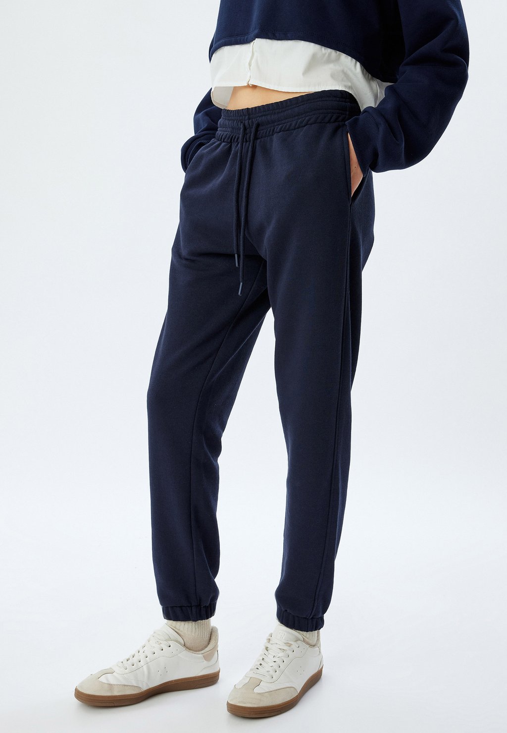 Спортивные брюки JOGGER Koton, темно-синий
Спортивные брюки JOGGER Koton, темно-синий