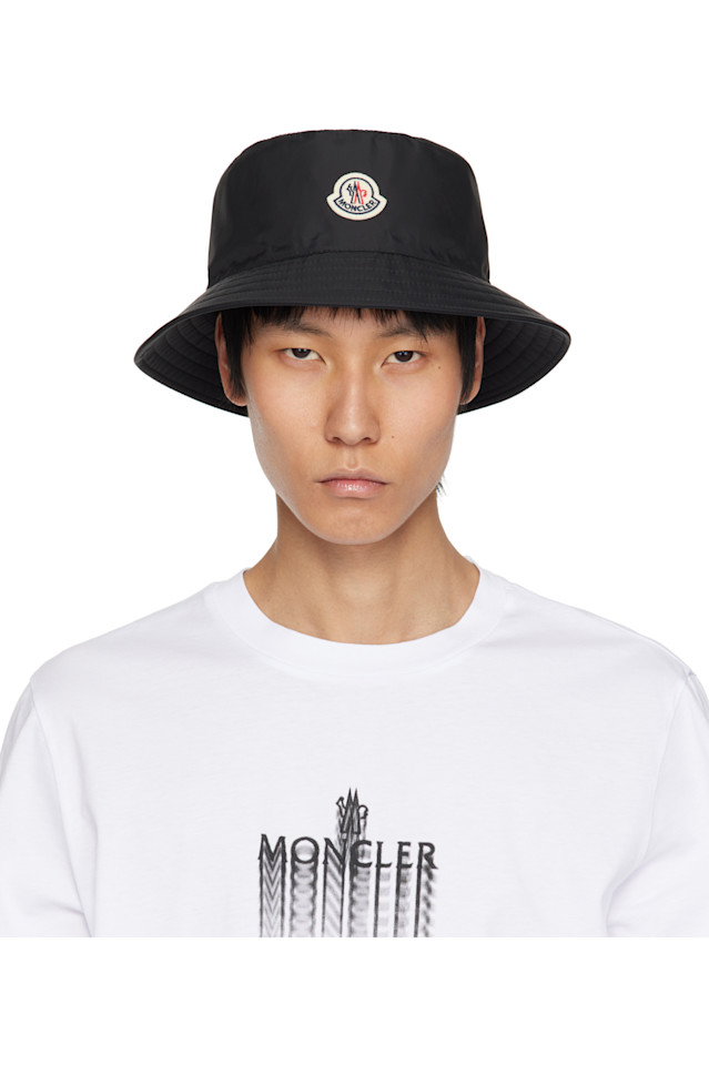 Водоотталкивающая панама Moncler, черный
Водоотталкивающая панама Moncler, черный