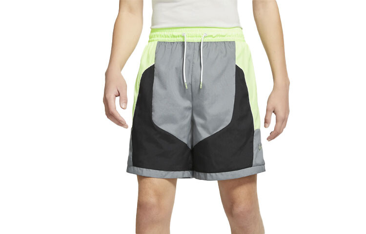 Повседневные шорты мужские многоцветные Nike, цвет Multicolor
Повседневные шорты мужские многоцветные Nike, цвет Multicolor