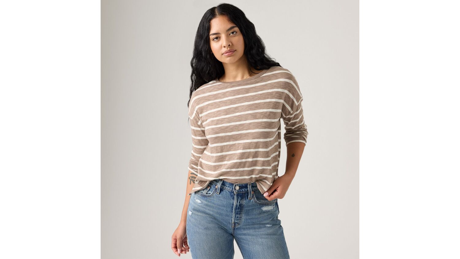 Футболка с длинным рукавом Марго Levi's, Taupe Gray Stripe - White
Футболка с длинным рукавом Марго Levi's, Taupe Gray Stripe - White
