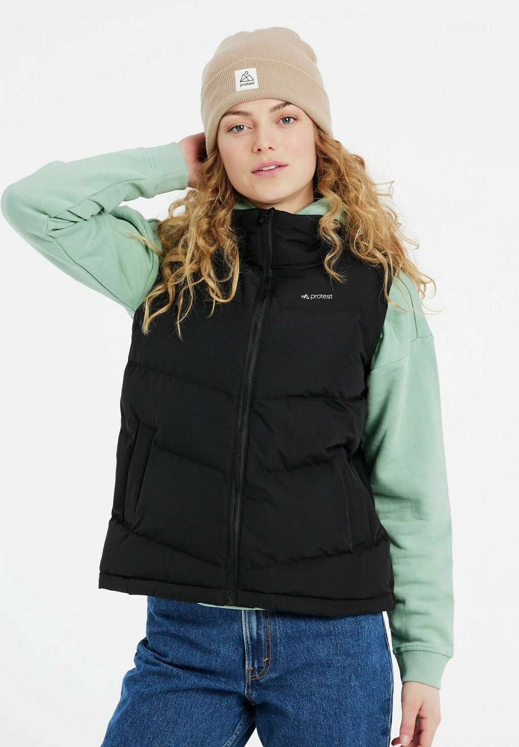 Жилет TRHONE Protest, цвет true black, Черный, Жилет TRHONE Protest, цвет true black
Жилет TRHONE Protest, цвет true black, Черный, Жилет TRHONE Protest, цвет true black