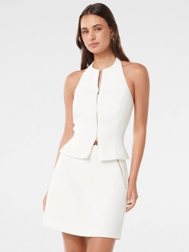 Короткий топ на молнии спереди в париже Forever New, цвет Porcelain
Короткий топ на молнии спереди в париже Forever New, цвет Porcelain