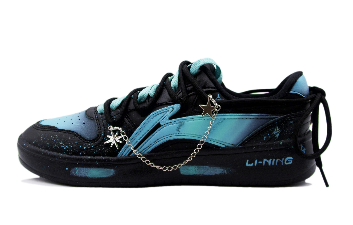 LINING Лининг Acer Truncatum нескользящие амортизирующие износостойкие низкие скейтерские кроссовки мужские черный - черный, цвет Black
LINING Лининг Acer Truncatum нескользящие амортизирующие износостойкие низкие скейтерские кроссовки мужские черный - черный, цвет Black