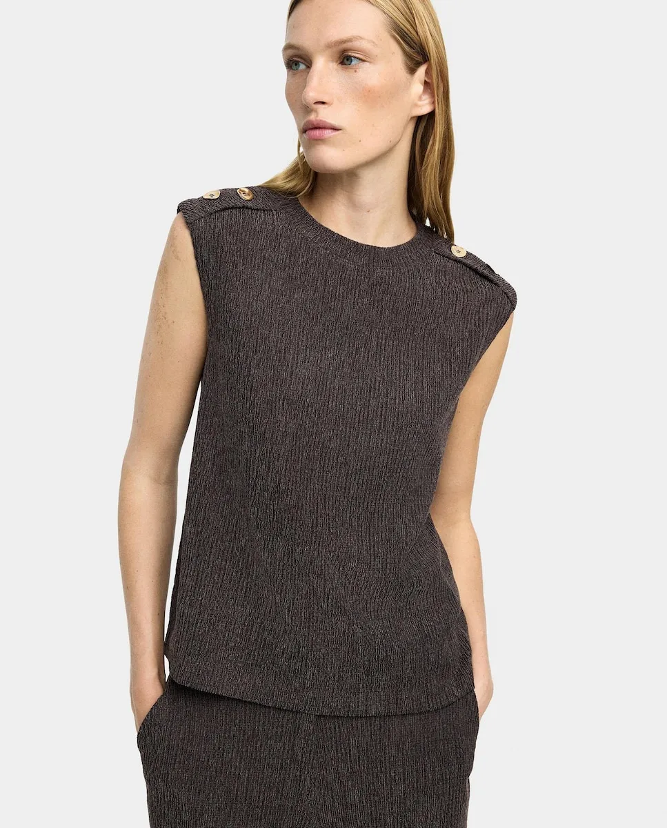 Женский топ без рукавов с текстурой и деталями на плечах Parfois, темно-коричневый
Женский топ без рукавов с текстурой и деталями на плечах Parfois, темно-коричневый