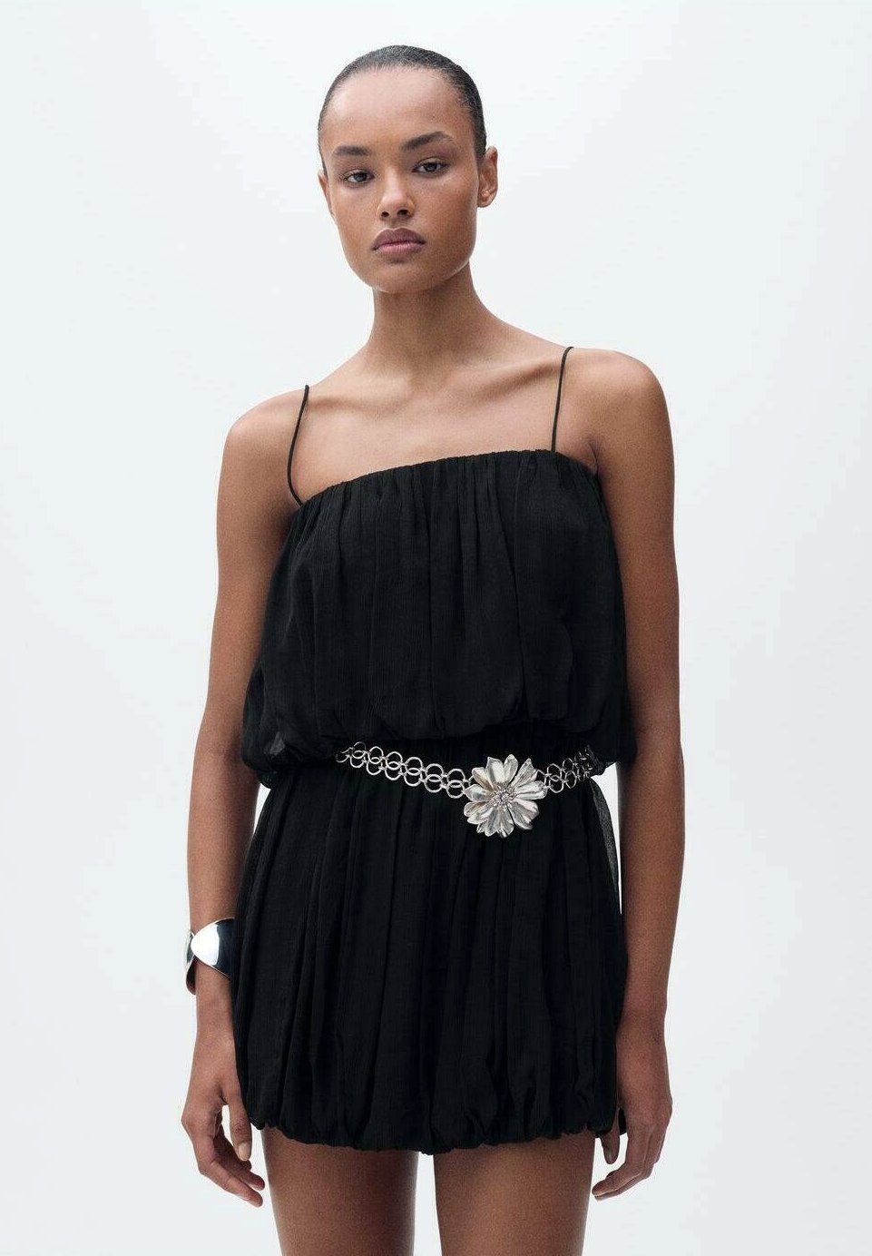 Повседневное платье STRONG Mango, черный
Повседневное платье STRONG Mango, черный