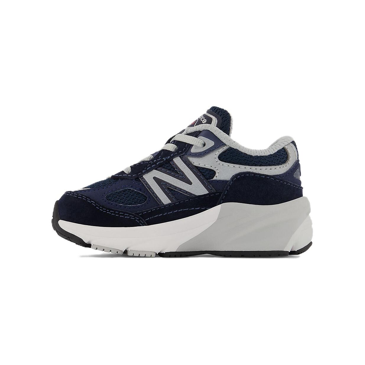 Кроссовки New Balance NB 990 V6 Toddler Shoes TD, синий
Кроссовки New Balance NB 990 V6 Toddler Shoes TD, синий