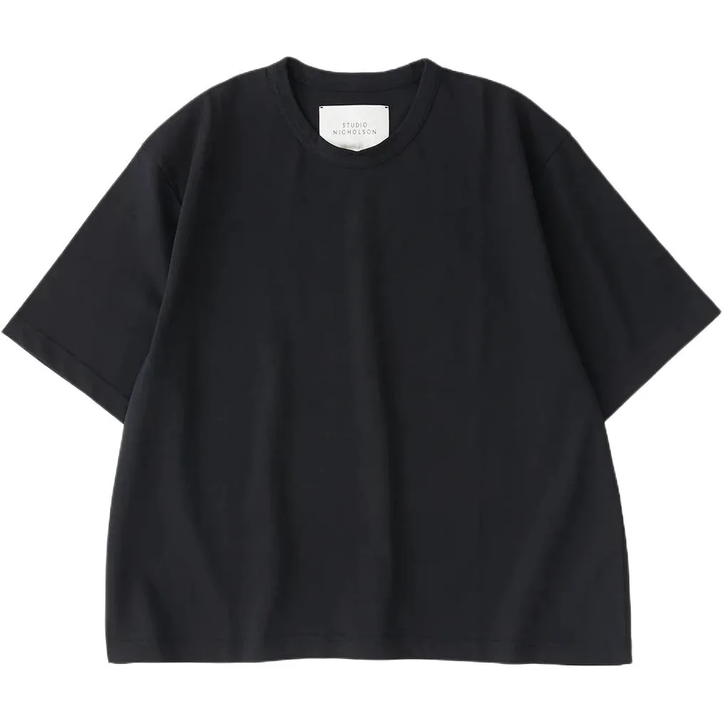 Футболка Lee с коротким рукавом Studio Nicholson, черный
Футболка Lee с коротким рукавом Studio Nicholson, черный