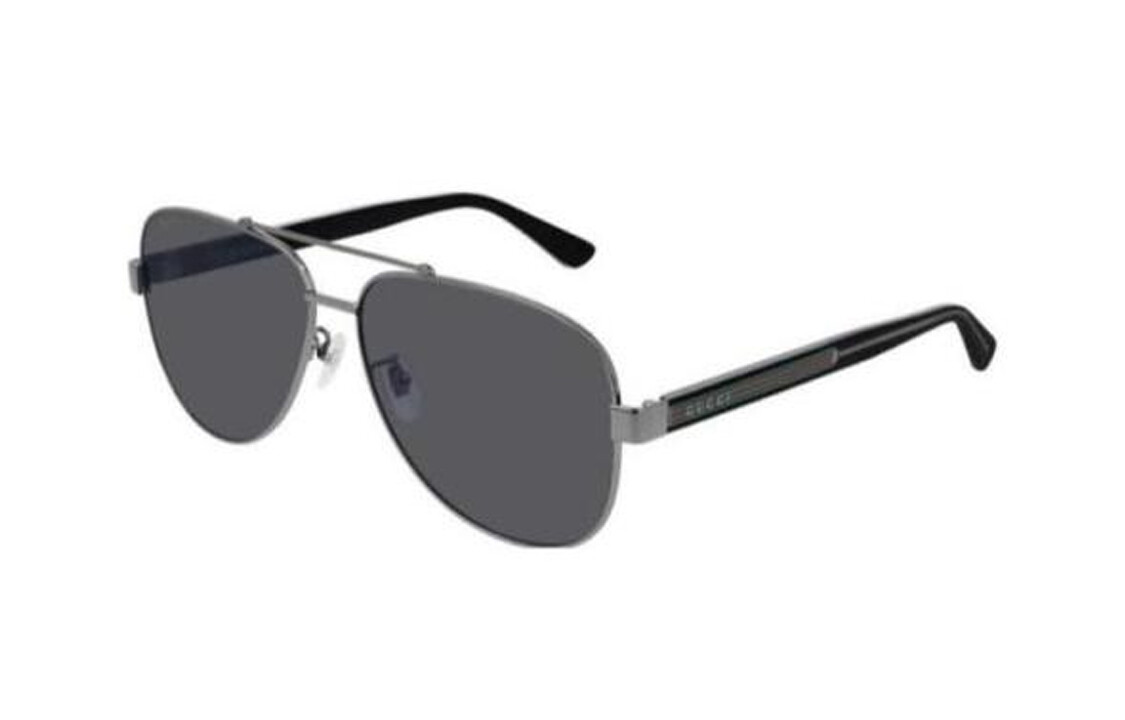 Солнцезащитные очки Gucci Web мужские, черный
Солнцезащитные очки Gucci Web мужские, черный