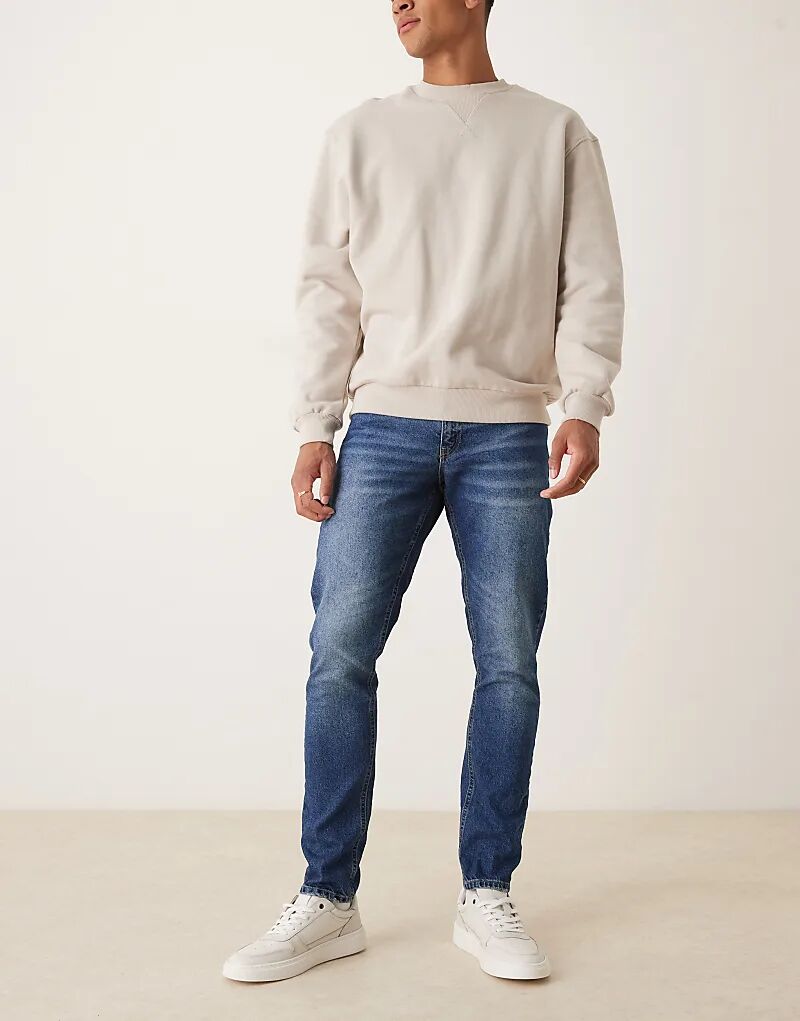 Джинсы зауженного кроя ASOS DESIGN цвета индиго 
Джинсы зауженного кроя ASOS DESIGN цвета индиго