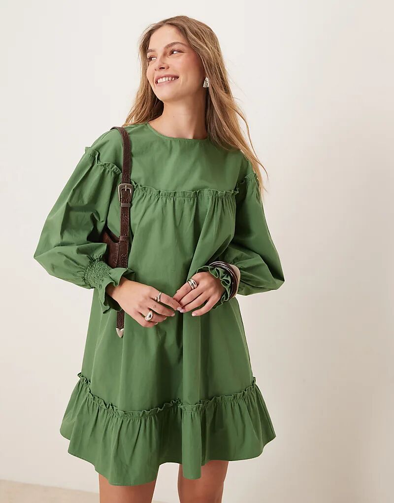Мини-платье из поплина с круглым вырезом зеленого цвета ASOS DESIGN
Мини-платье из поплина с круглым вырезом зеленого цвета ASOS DESIGN