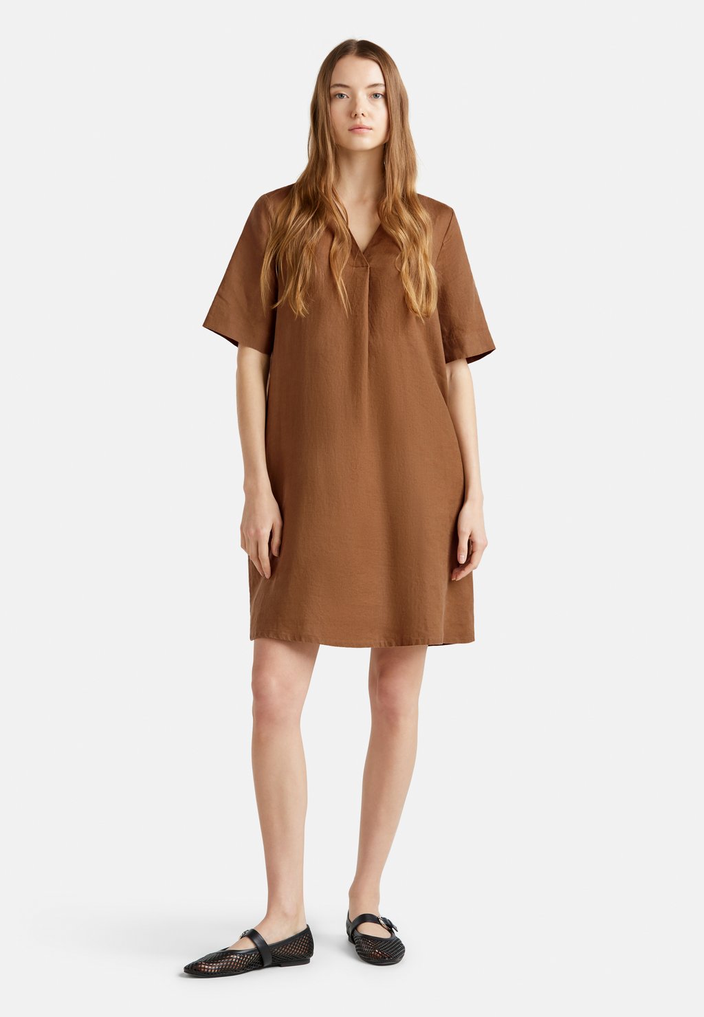 Повседневное платье SHORT SLEEVE IN PURE United Colors of Benetton, коричневый
Повседневное платье SHORT SLEEVE IN PURE United Colors of Benetton, коричневый