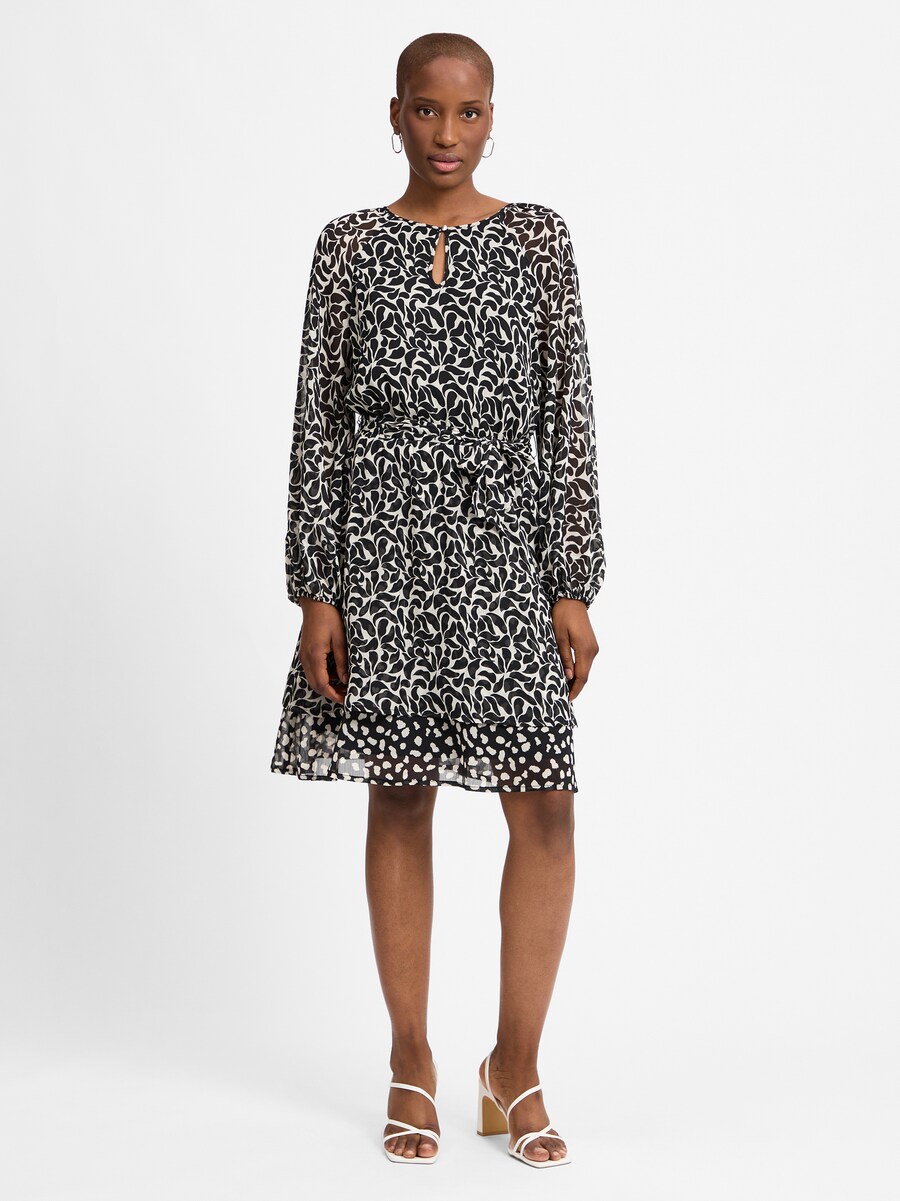 Летнее платье Cartoon, черный
Летнее платье Cartoon, черный