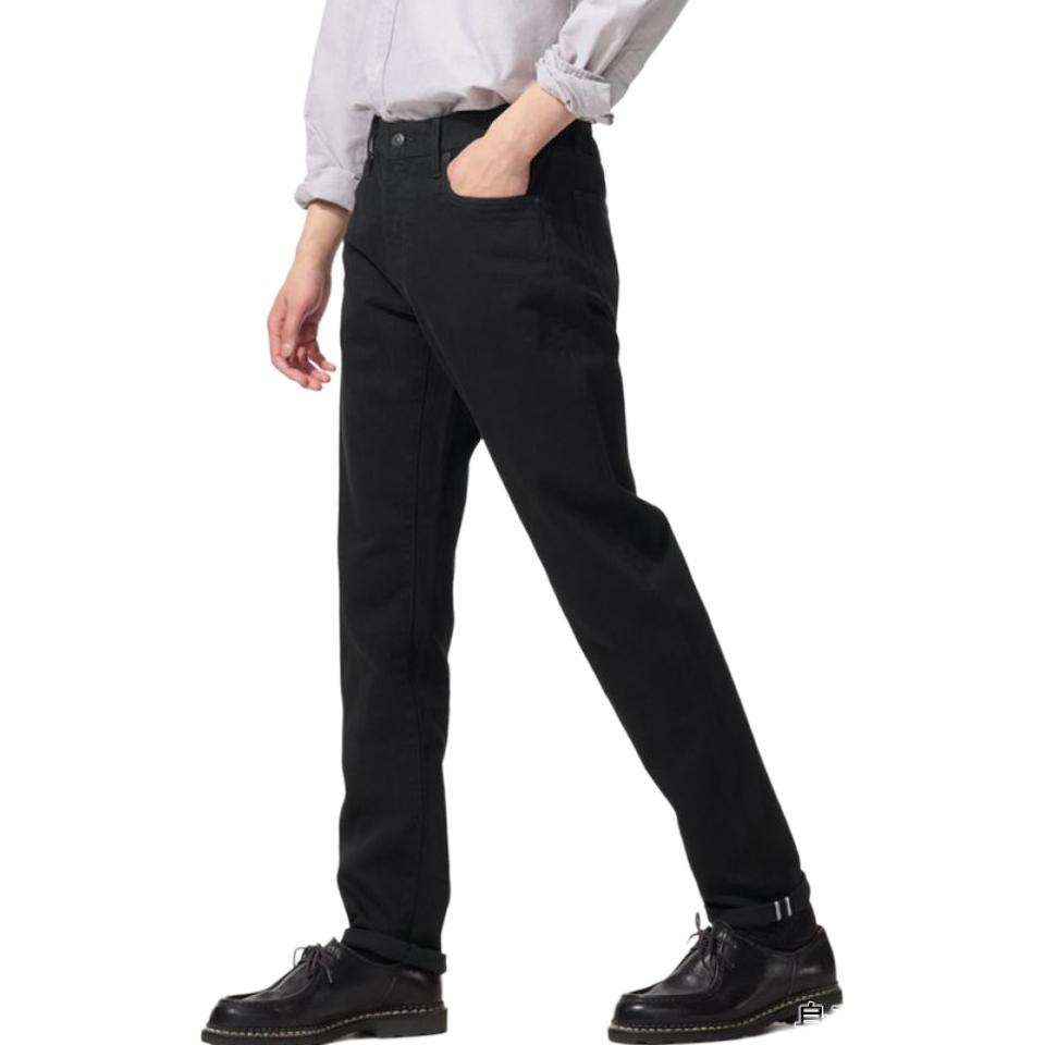 UNIQLO Черные джинсы мужские
UNIQLO Черные джинсы мужские