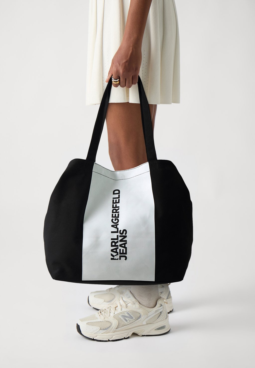 Сумка для покупок Karl Lagerfeld Jeans, черный
Сумка для покупок Karl Lagerfeld Jeans, черный