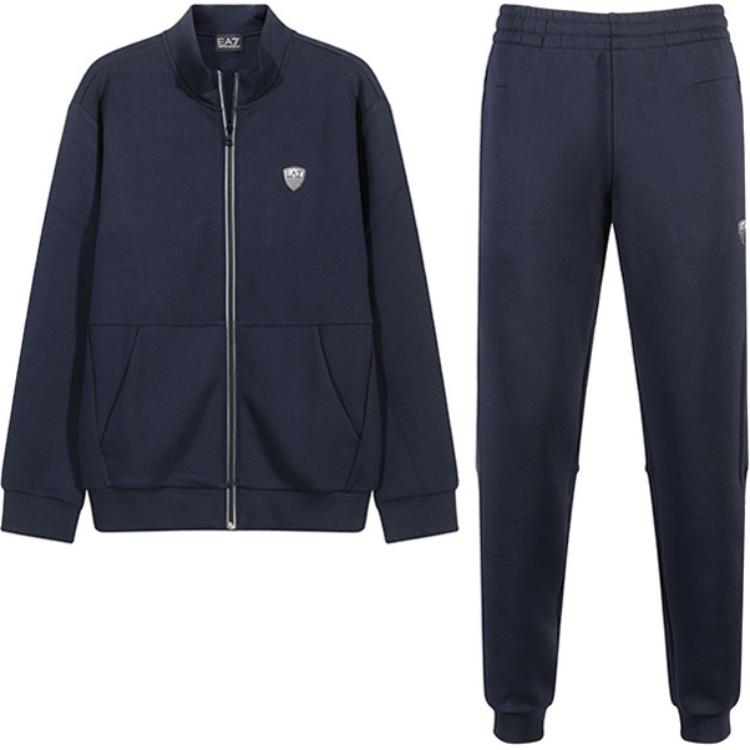 Комплект толстовки с молнией и брюк с логотипом EA7 EMPORIO ARMANI
Комплект толстовки с молнией и брюк с логотипом EA7 EMPORIO ARMANI