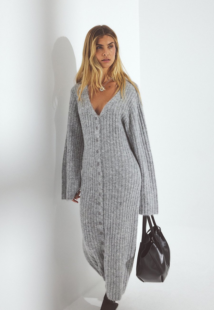 Платье NA-KD Maxi dress, Grey
Платье NA-KD Maxi dress, Grey