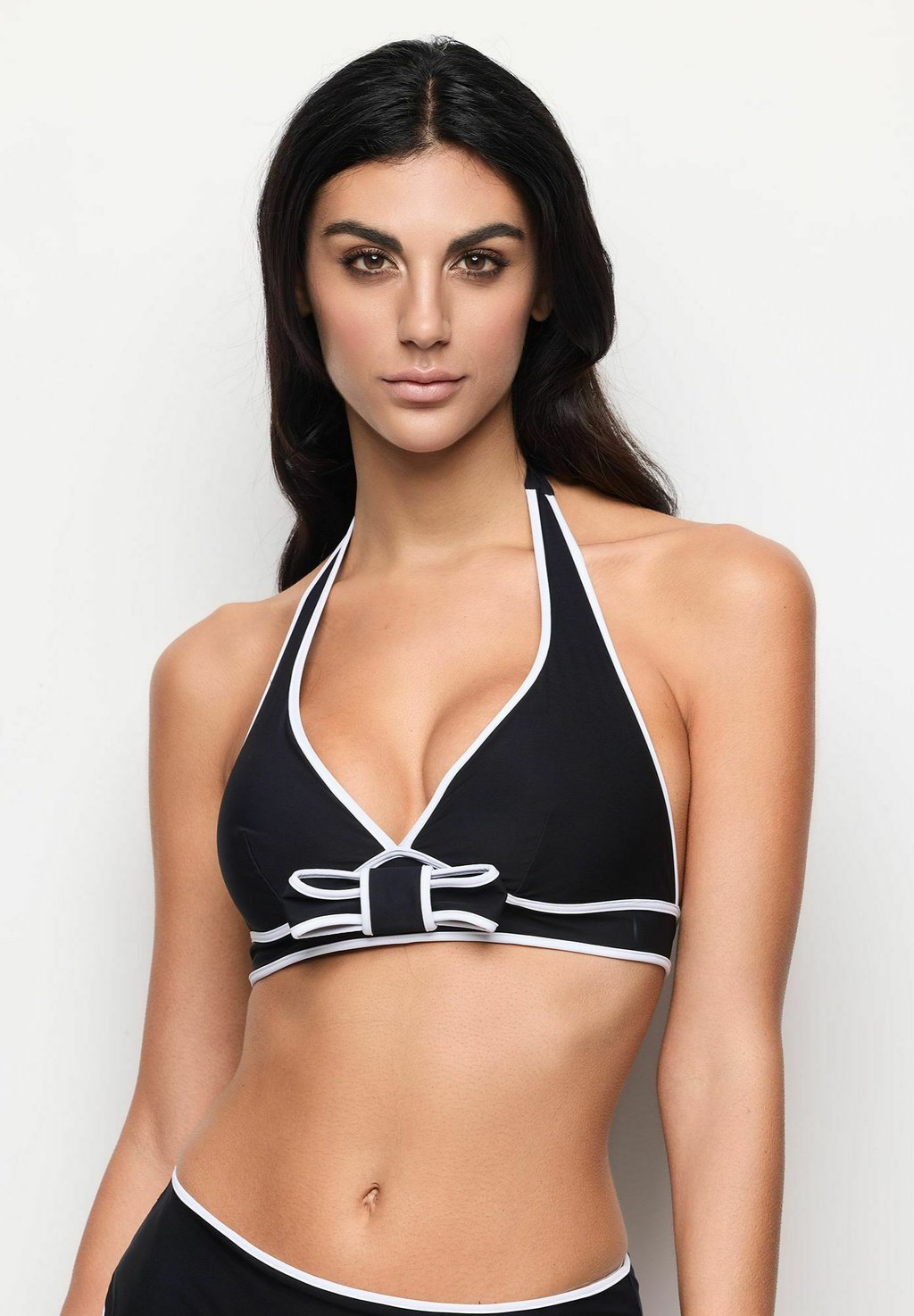 Верх бикини Yamamay, черный
Верх бикини Yamamay, черный