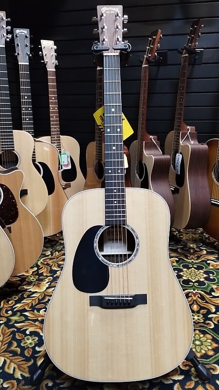 Акустическая гитара Martin Road Series D-13E Ziricote Left handed
Акустическая гитара Martin Road Series D-13E Ziricote Left handed