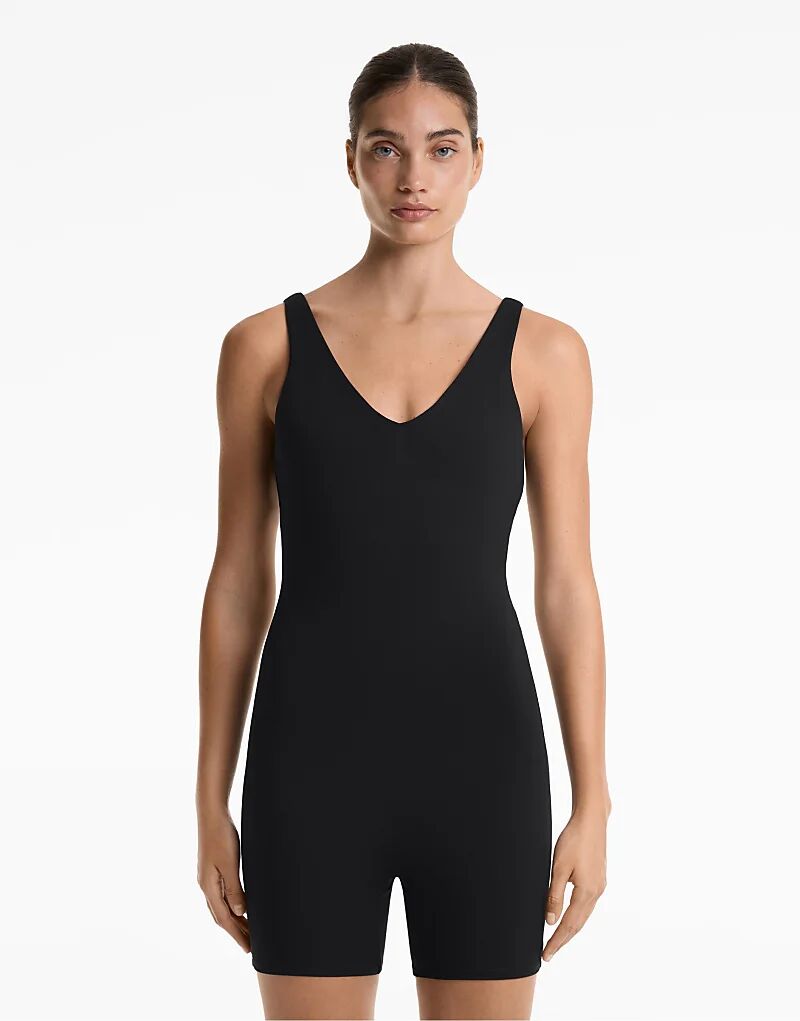 Короткий комбинезон Oysho Comfortlux черного цвета
Короткий комбинезон Oysho Comfortlux черного цвета