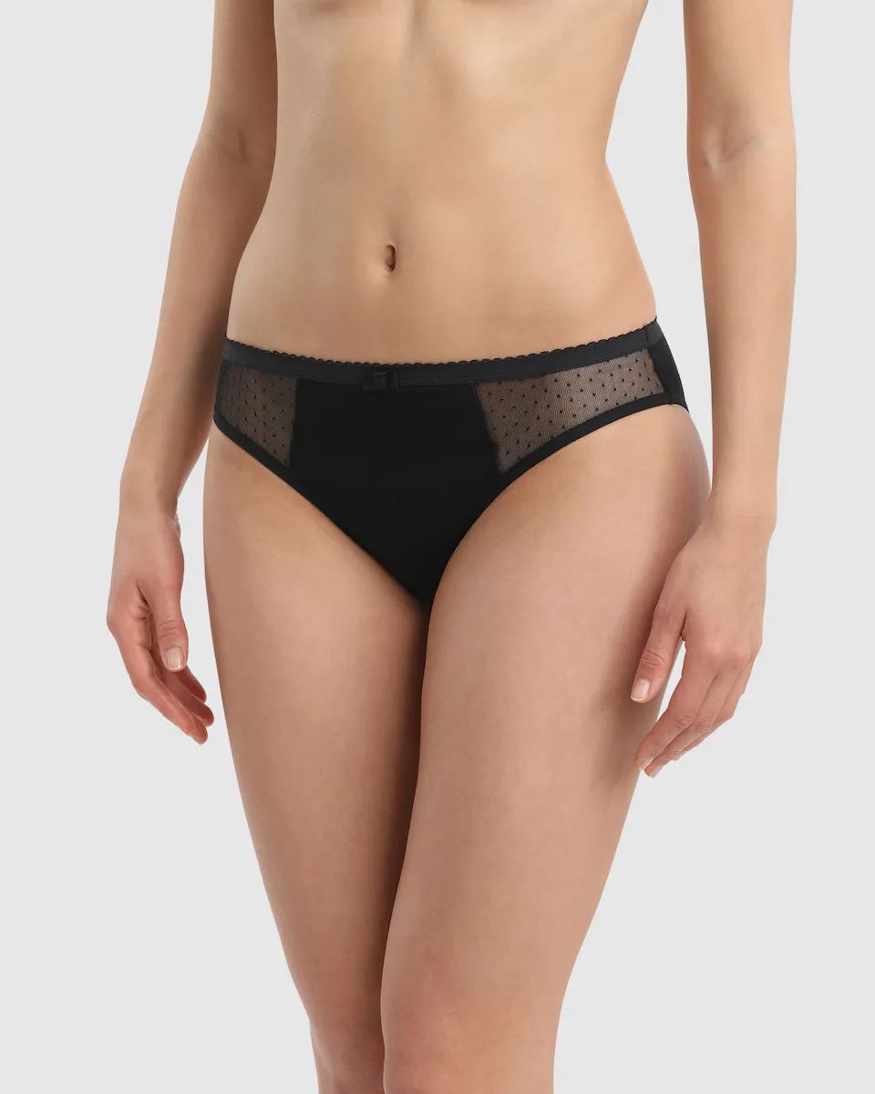 Защитные хлопковые моющиеся менструальные трусики с тяжелым потоком Dim, черный
Защитные хлопковые моющиеся менструальные трусики с тяжелым потоком Dim, черный