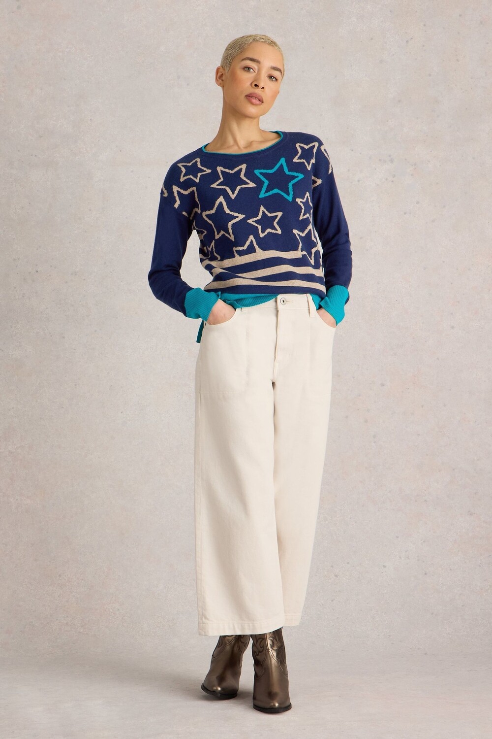 Городской многозвездный джемпер White Stuff, синий
Городской многозвездный джемпер White Stuff, синий