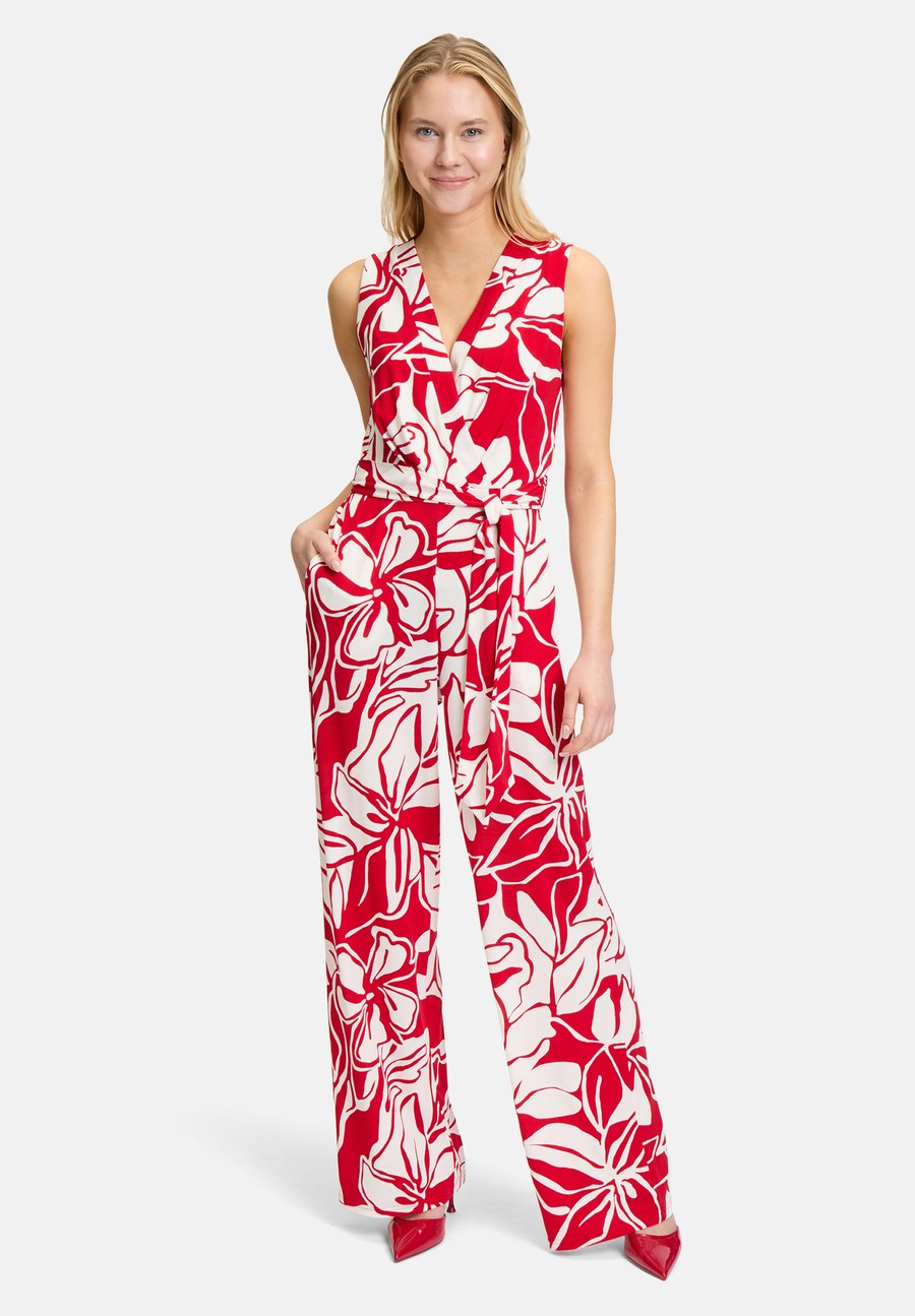 Комбинезон Vera Mont BINDEGÜRTEL, Rot Weiß/Red
Комбинезон Vera Mont BINDEGÜRTEL, Rot Weiß/Red