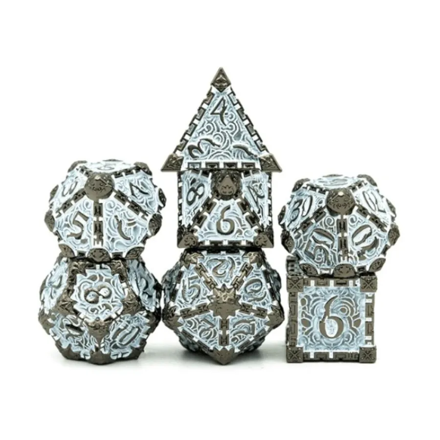 Набор «Кинжал Венома» — белый на черном (7), Dice Sets - Metal (Foam Brain Games)
Набор «Кинжал Венома» — белый на черном (7), Dice Sets - Metal (Foam Brain Games)